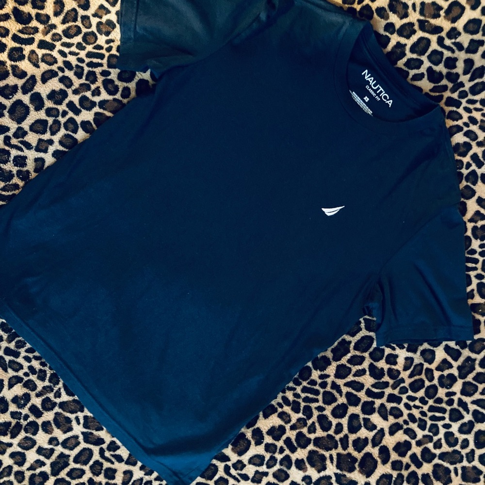 Men’s size XS Nautica Dark Blue T-shirt
